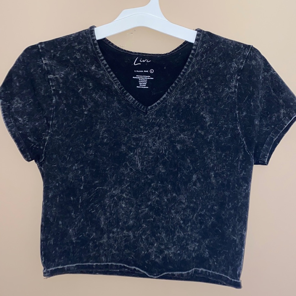 graphic tee